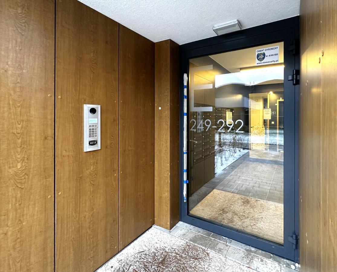 Apartament Lotnisko Chopina Warsaw Airport Exterior photo